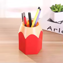 Organisateur de bureau sous forme de pot à crayon rouge