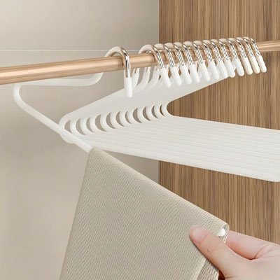 Cintres | Space - Design - Mobilaura