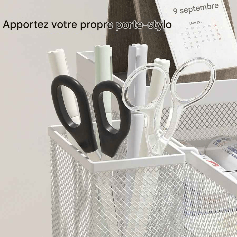 Pot-à-stylo sur l'Organisateur de bureau en maille blanche
